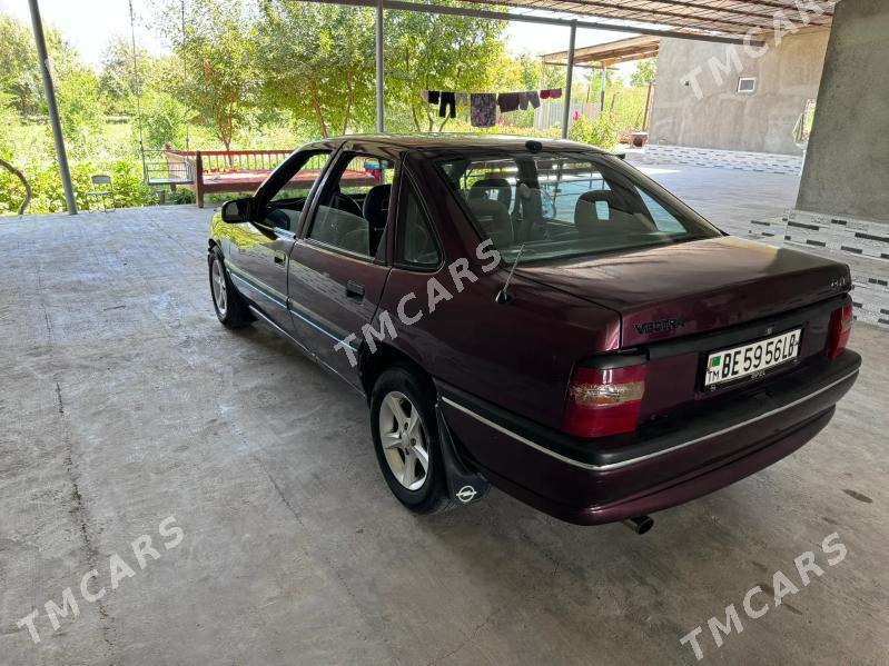 Opel Vectra 1990 - 28 000 TMT - Çärjew - img 5