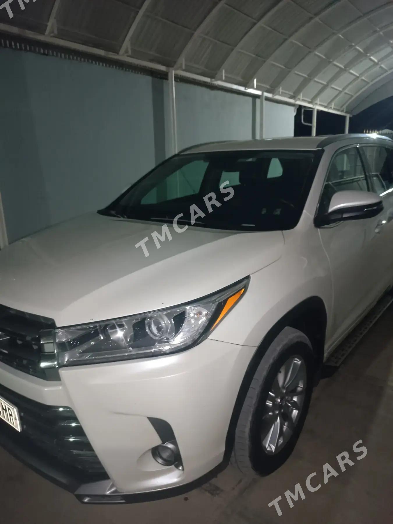Toyota Highlander 2018 - 430 000 TMT - Mary - img 4