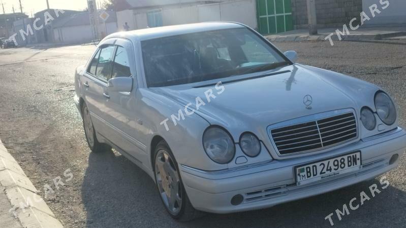 Mercedes-Benz E320 1999 - 100 000 TMT - Gyzylarbat - img 3