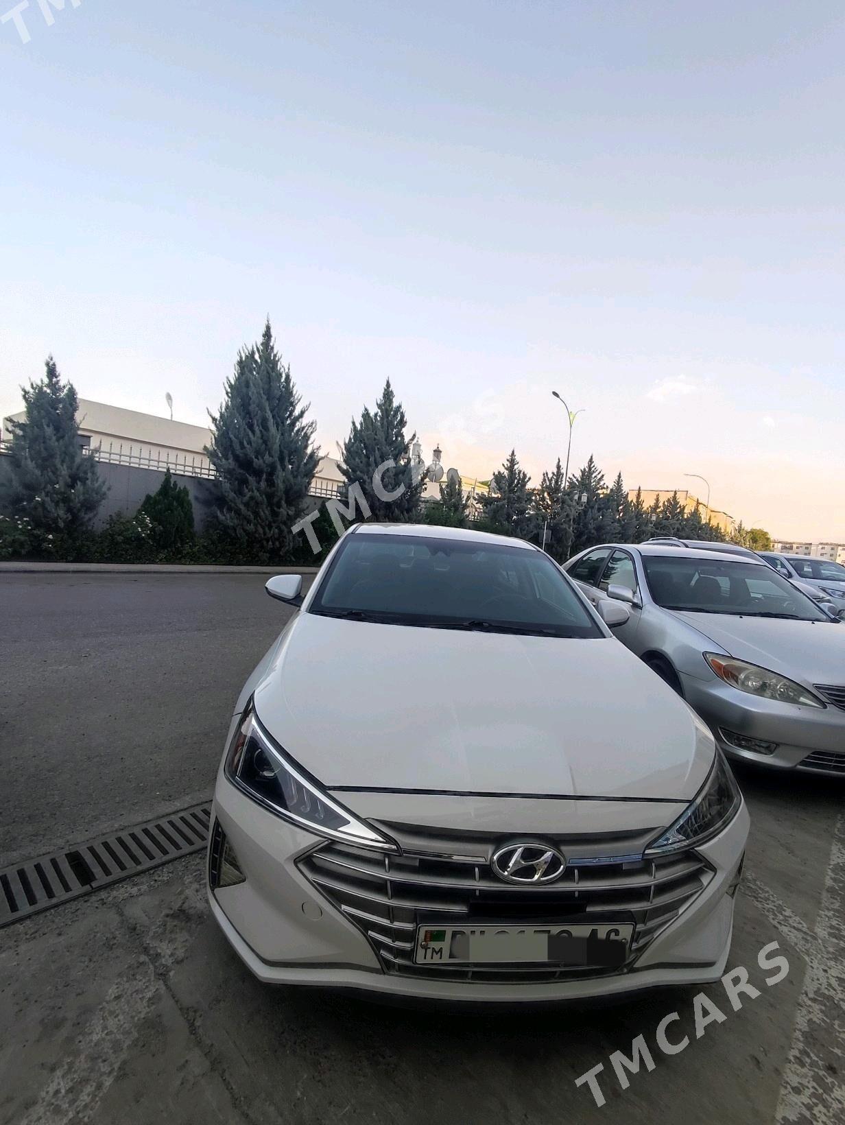 Hyundai Elantra 2020 - 190 000 TMT - Aşgabat - img 3