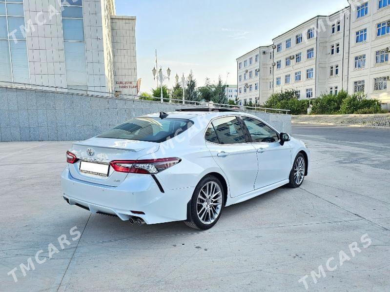 Toyota Camry 2019 - 310 000 TMT - Бузмеин - img 4