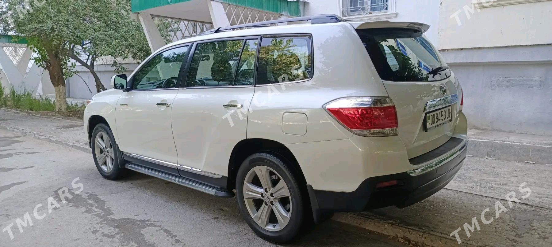 Toyota Highlander 2011 - 295 000 TMT - Türkmenabat - img 3