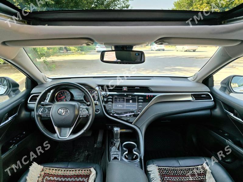 Toyota Camry 2019 - 420 000 TMT - Ашхабад - img 4