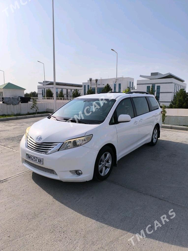 Toyota Sienna 2017 - 275 000 TMT - Ашхабад - img 3