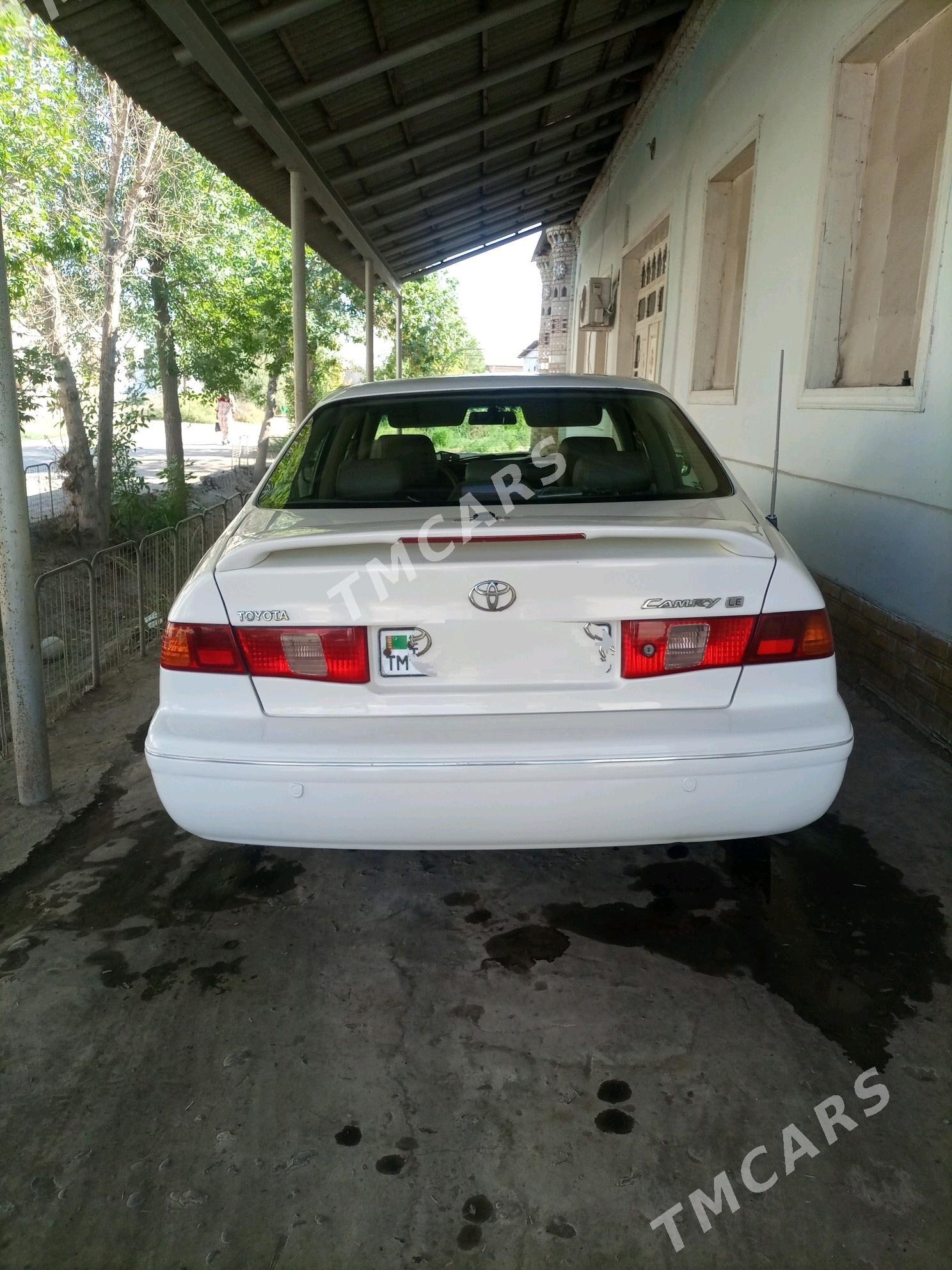 Toyota Camry 2001 - 110 000 TMT - Daşoguz - img 5