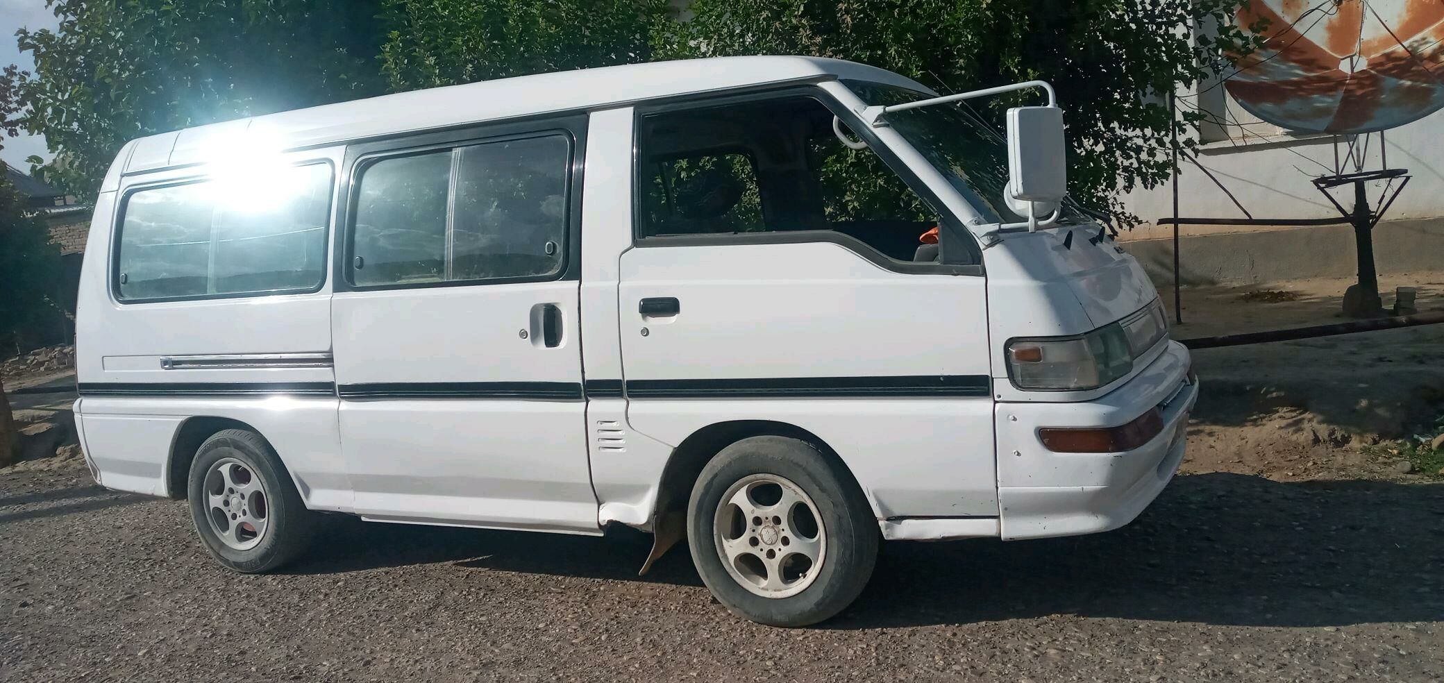 Toyota Hiace 2000 - 39 000 TMT - Тагтабазар - img 3