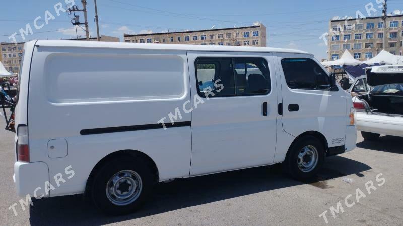 Nissan Urvan 2007 - 135 000 TMT - Baýramaly - img 2