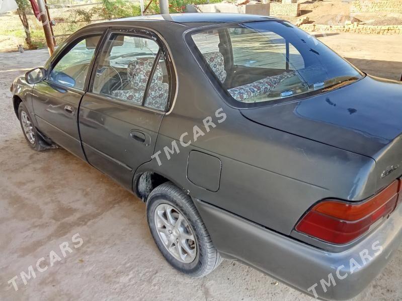 Toyota Corolla 1994 - 35 000 TMT - Ёлётен - img 2