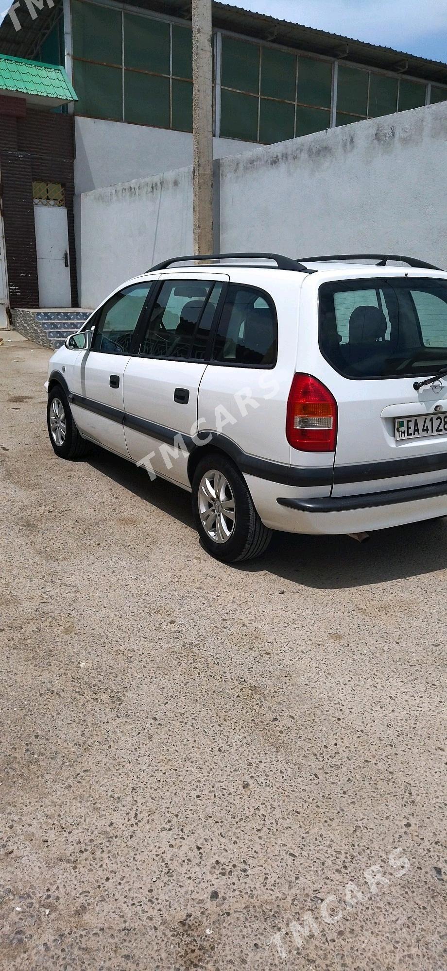 Opel Zafira 2002 - 83 000 TMT - Чоганлы - img 4