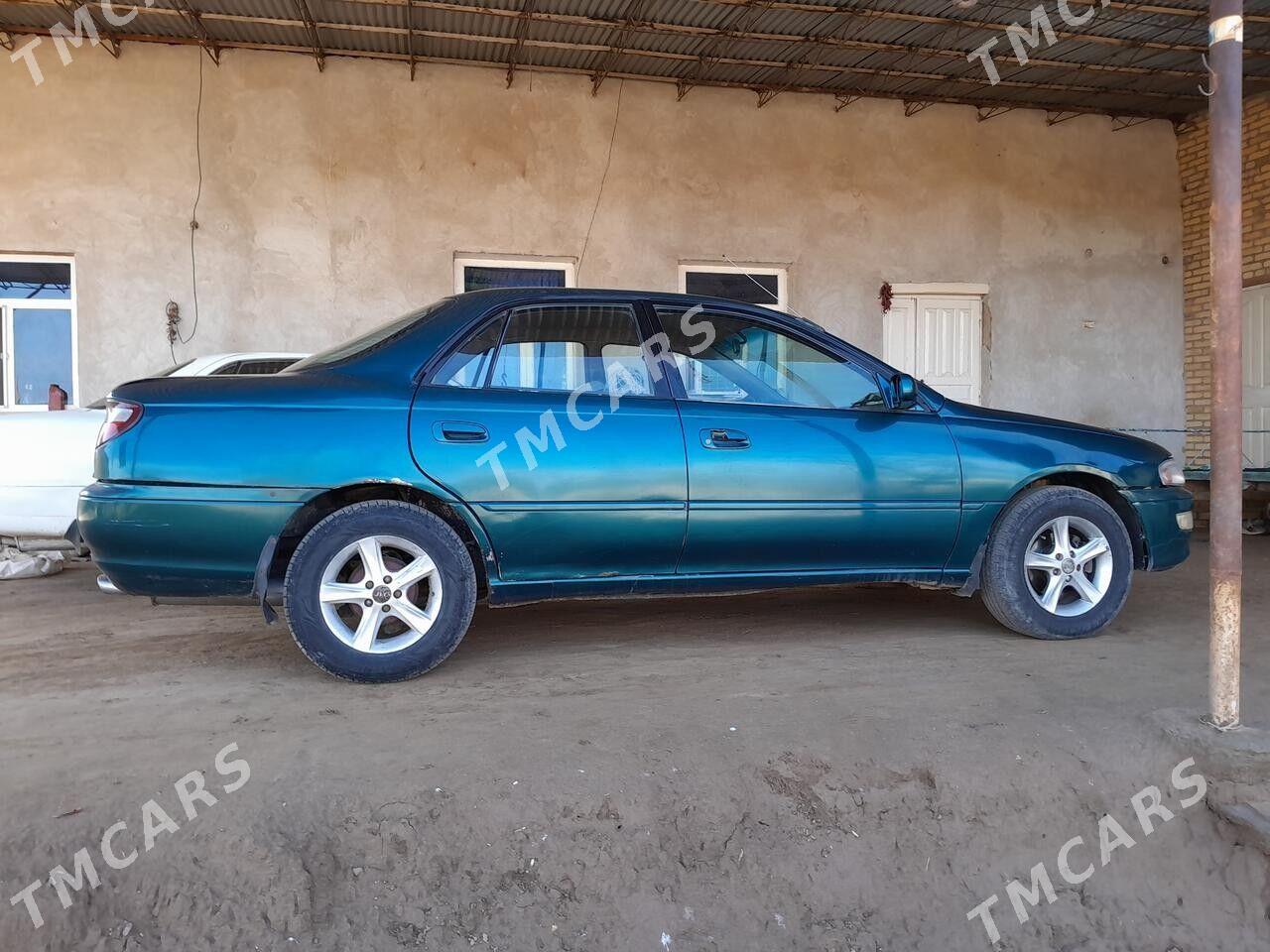 Toyota Carina 1992 - 35 000 TMT - Халач - img 2