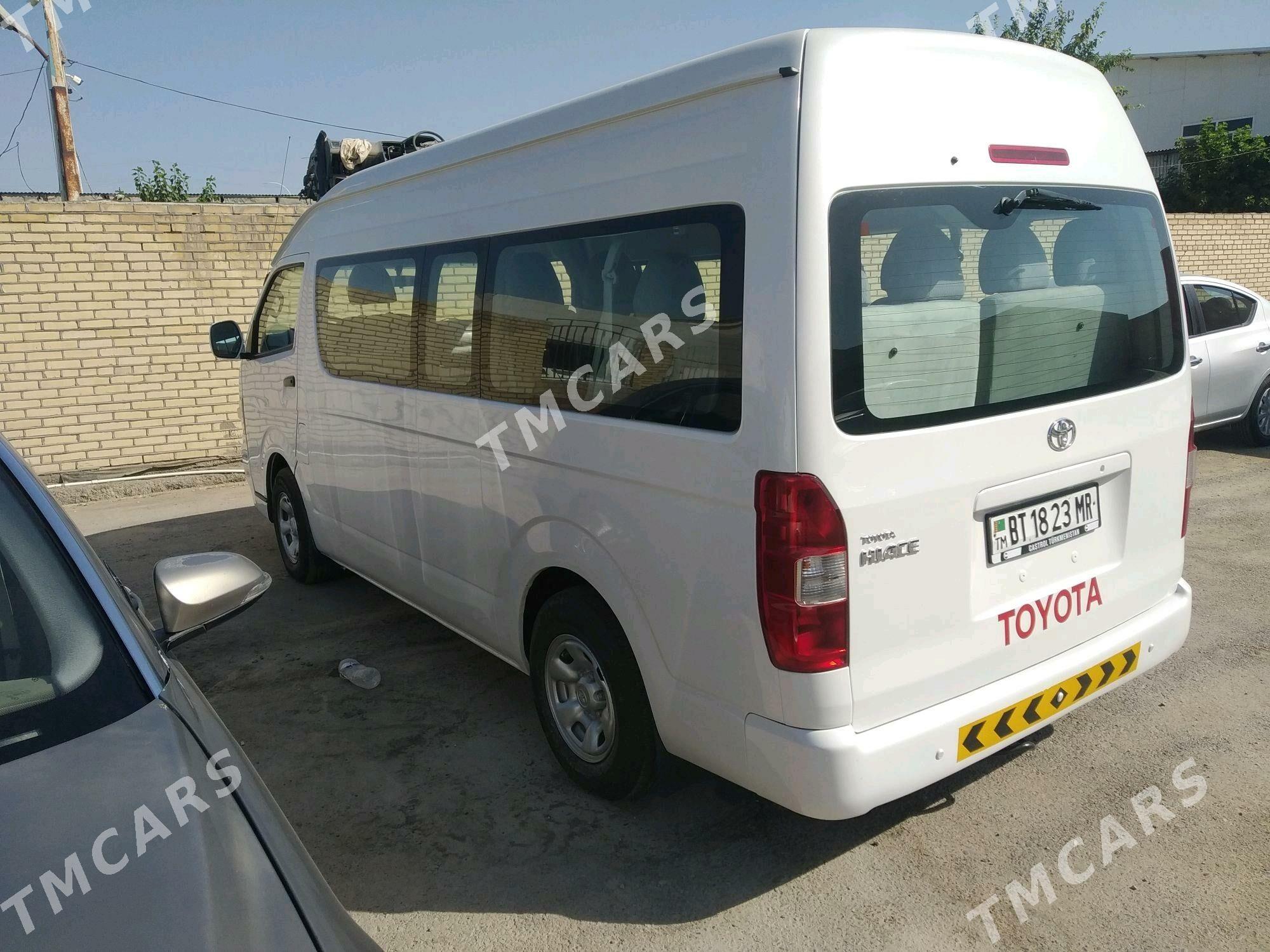 Toyota Hiace 2012 - 270 000 TMT - Мары - img 3