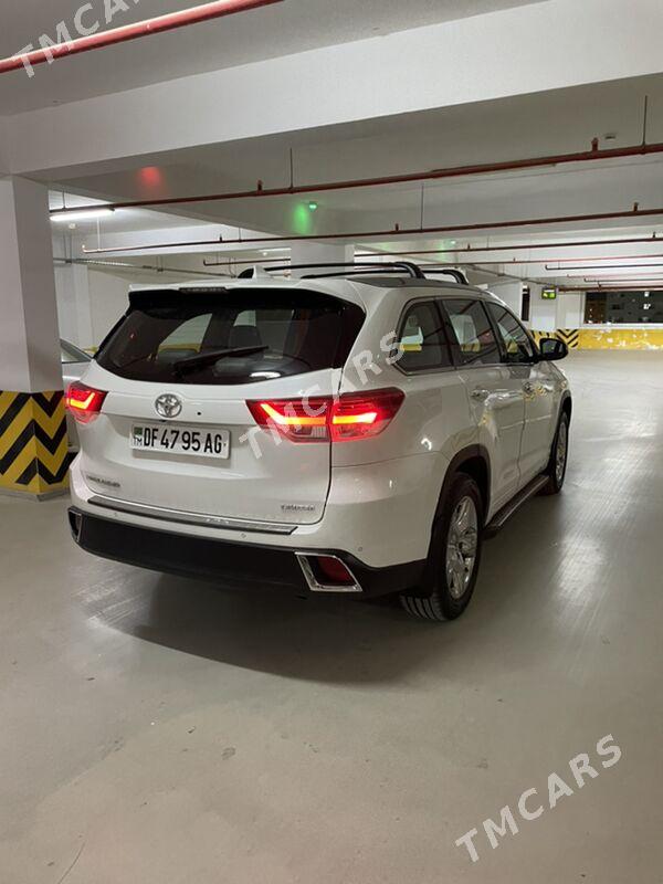 Toyota Highlander 2017 - 485 000 TMT - Türkmenbaşy - img 4