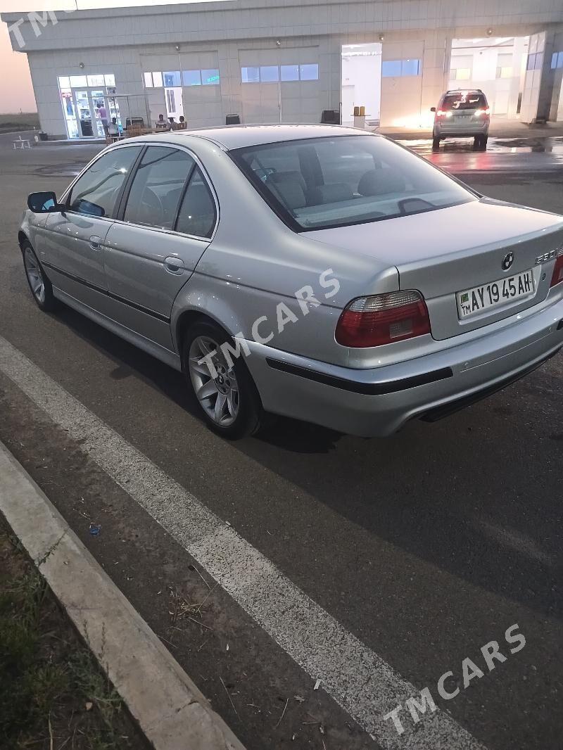 BMW 330 2003 - 135 000 TMT - Анев - img 4