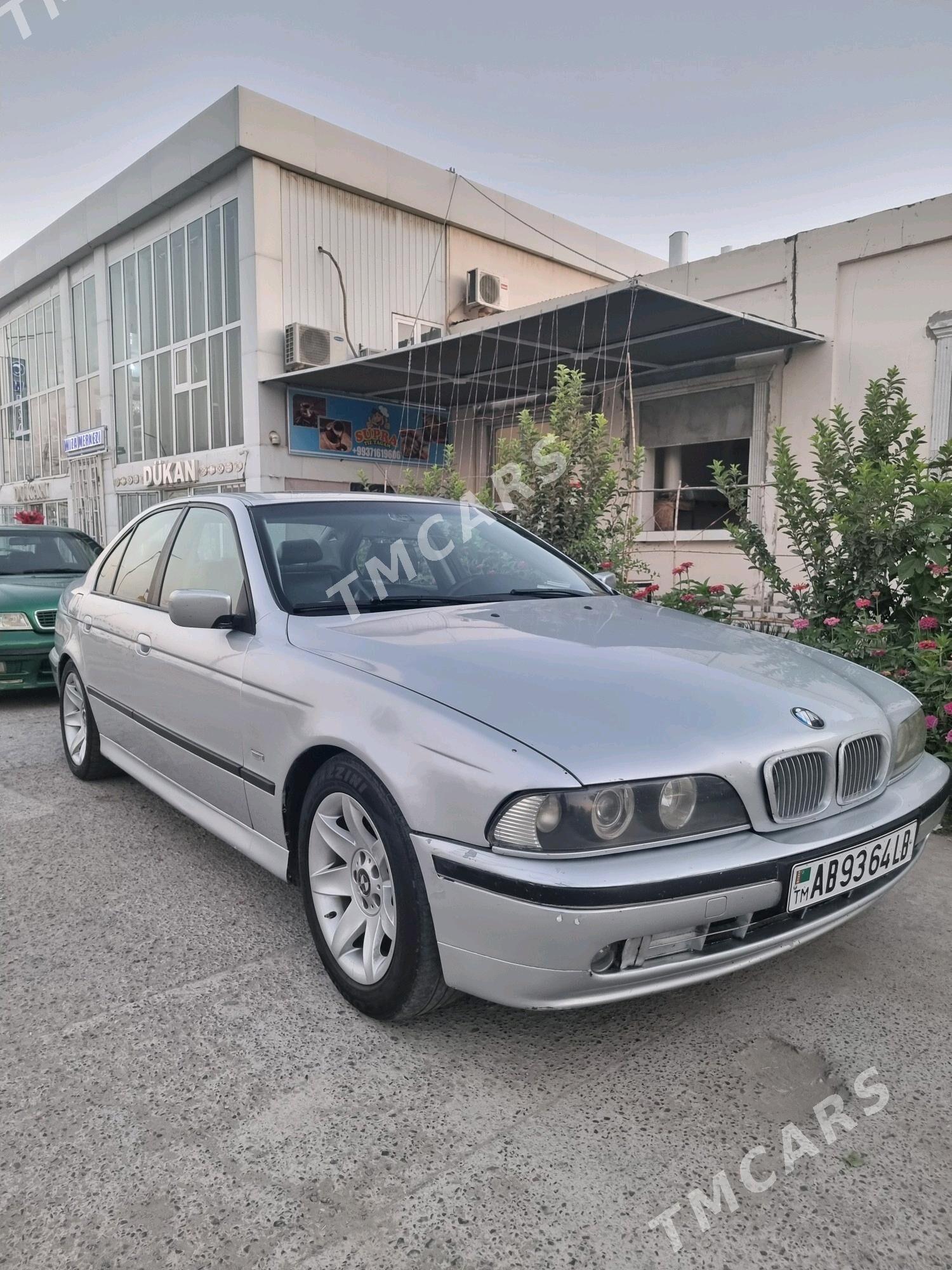 BMW 330 2002 - 100 000 TMT - Çärjew - img 2
