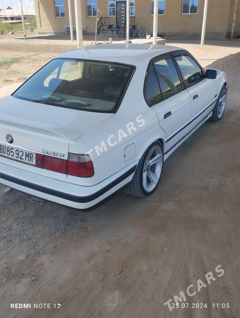 BMW 525 1993 - 45 000 TMT - Мары - img 4