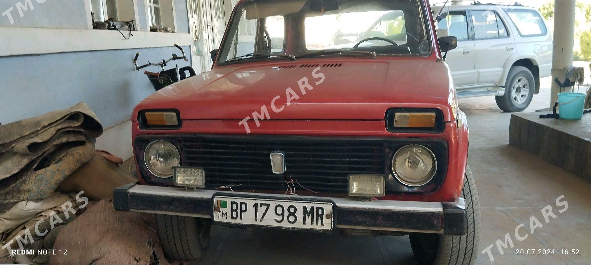 Lada Niva 1980 - 20 000 TMT - Сакарчага - img 5