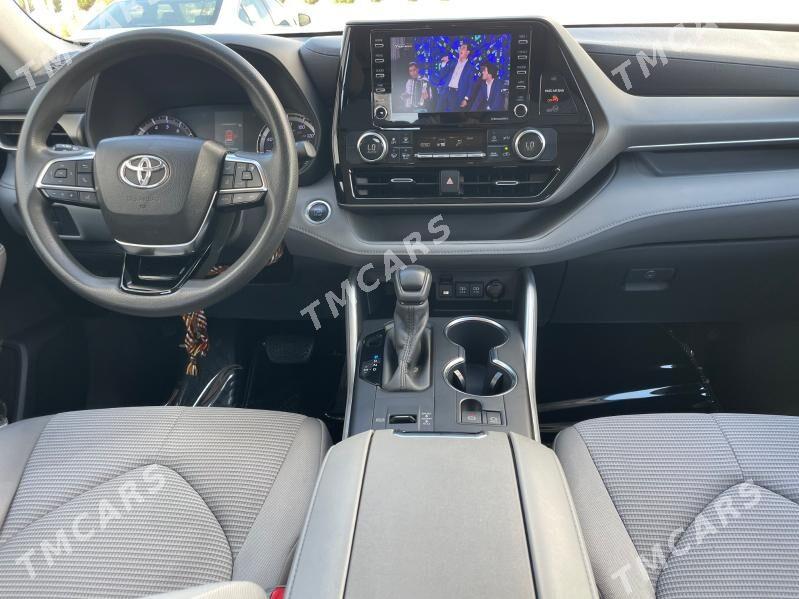 Toyota Highlander 2020 - 423 000 TMT - Гуртли - img 6
