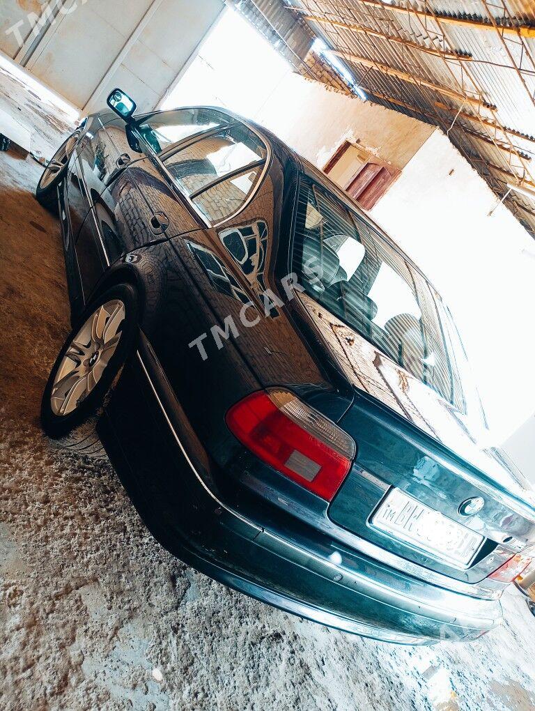 BMW E39 2001 - 85 000 TMT - Çärjew - img 2