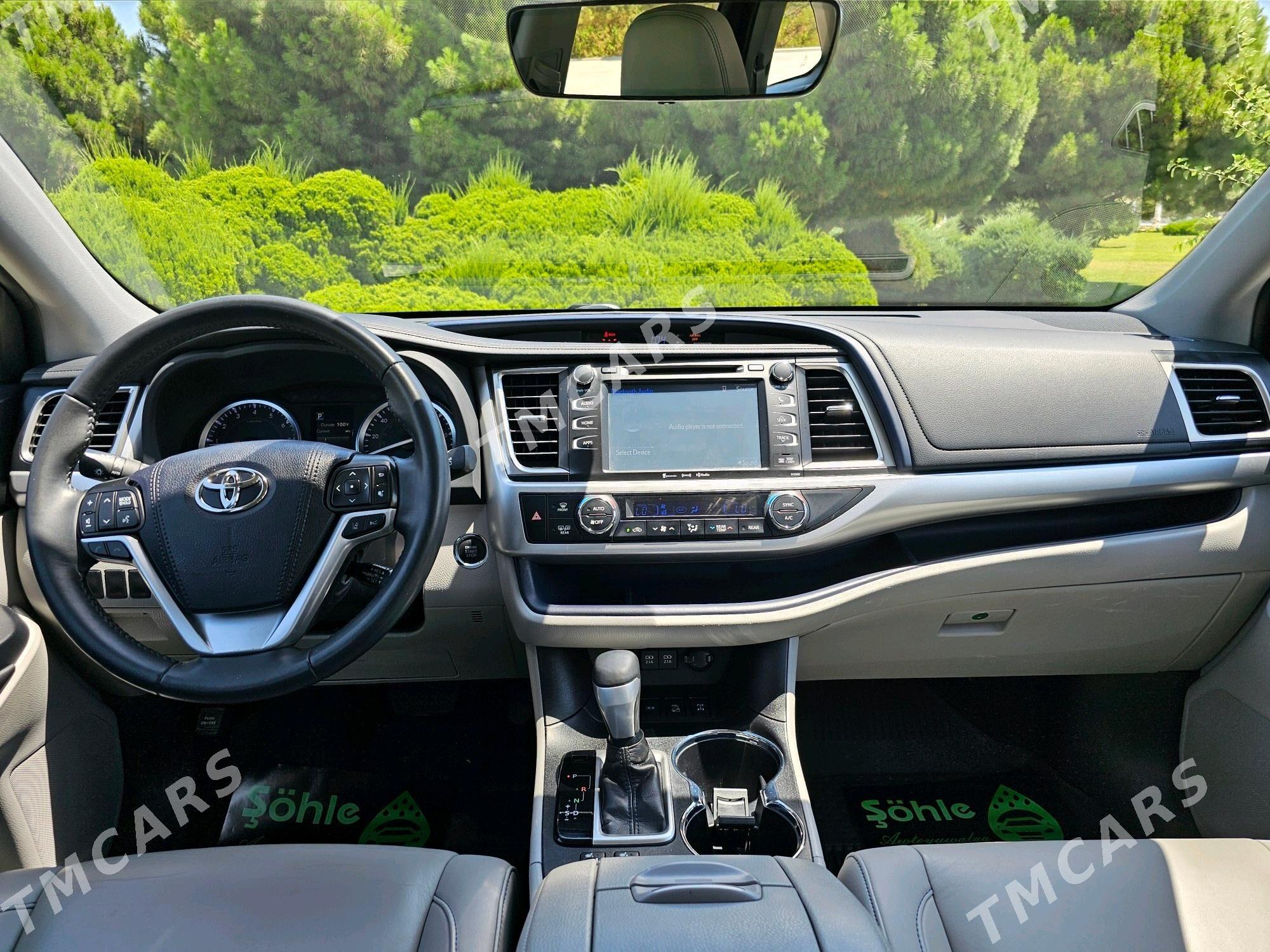 Toyota Highlander 2019 - 480 000 TMT - 8 мкр - img 5