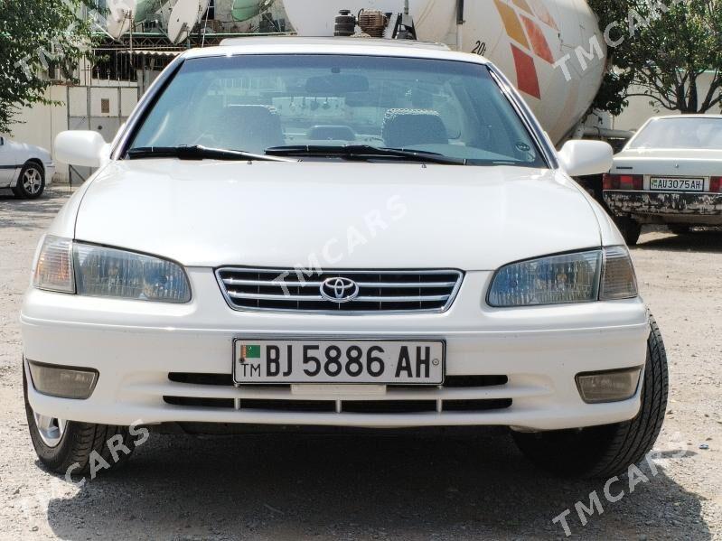 Toyota Camry 2001 - 130 000 TMT - Кака - img 3