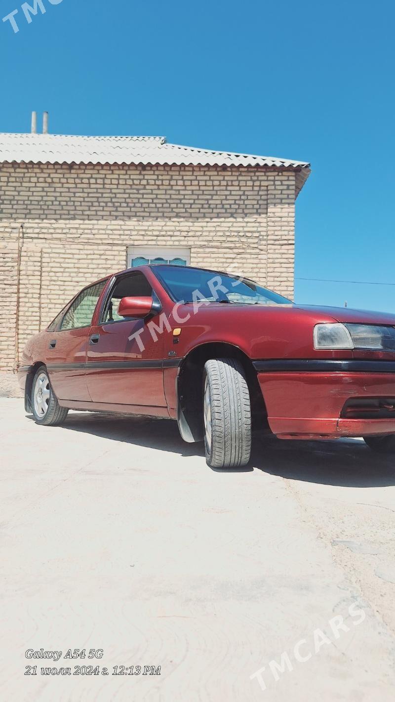 Opel Vectra 1993 - 37 000 TMT - Мары - img 2