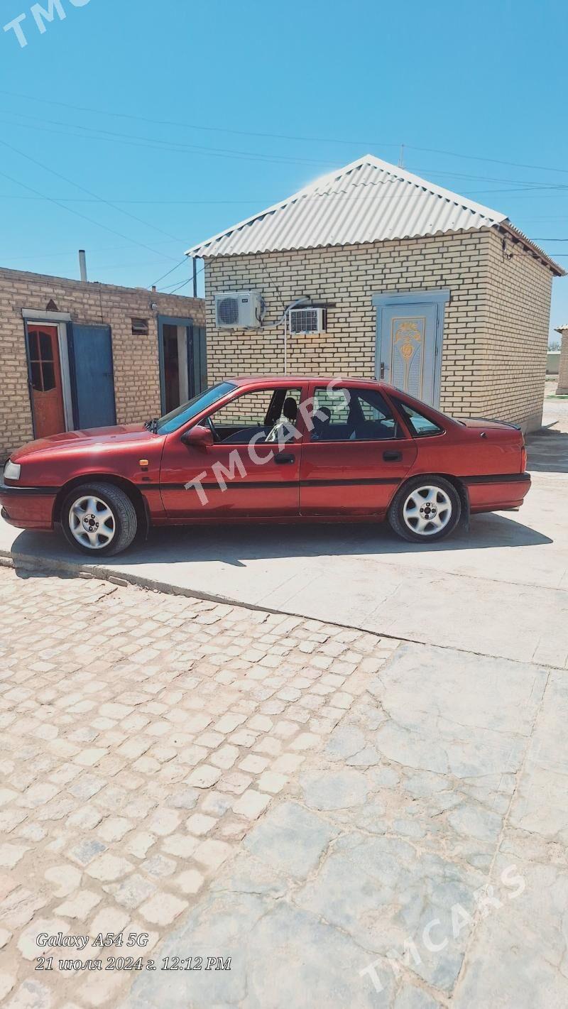 Opel Vectra 1993 - 37 000 TMT - Мары - img 4