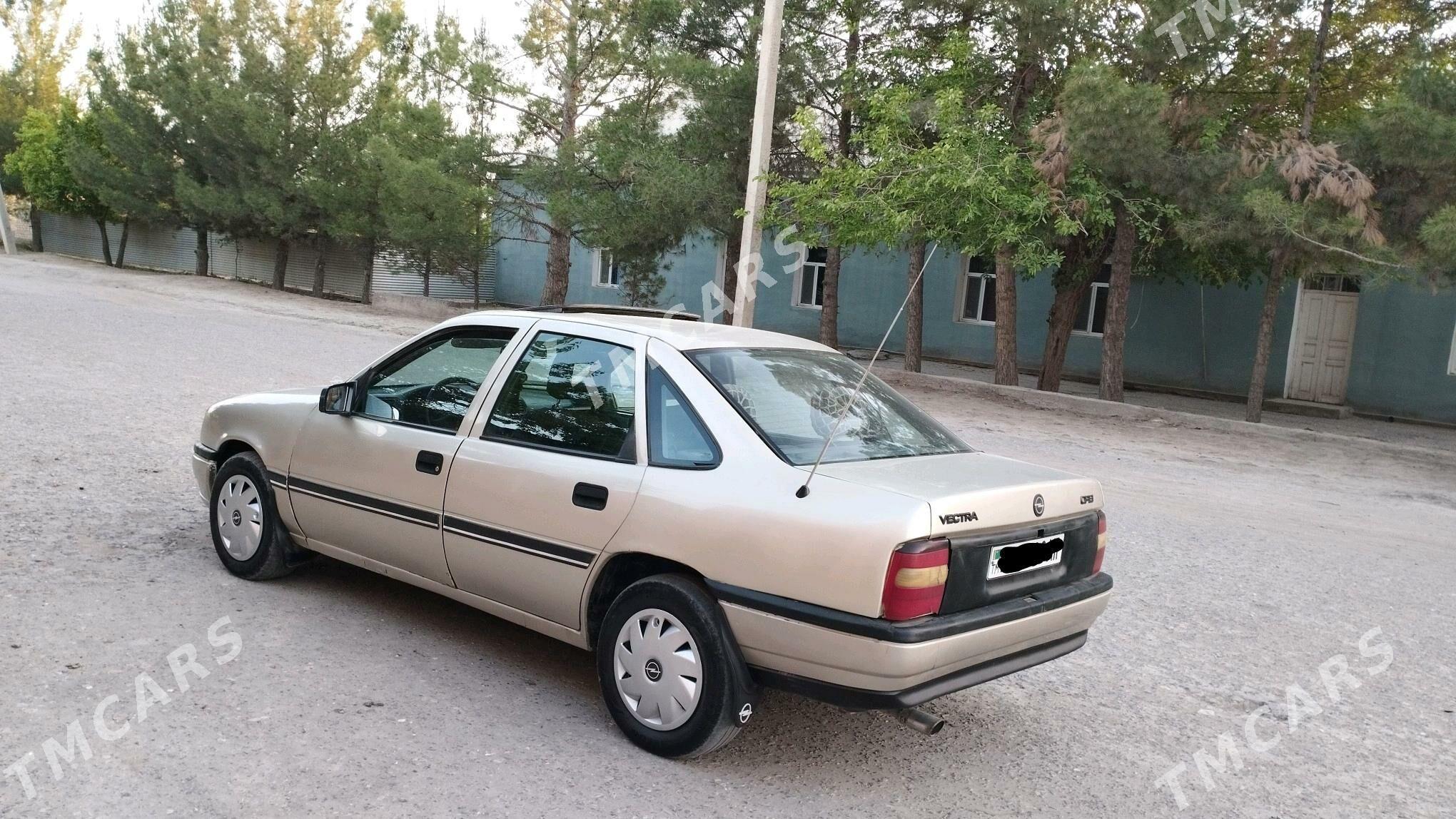 Opel Vectra 1990 - 17 000 TMT - Мары - img 5
