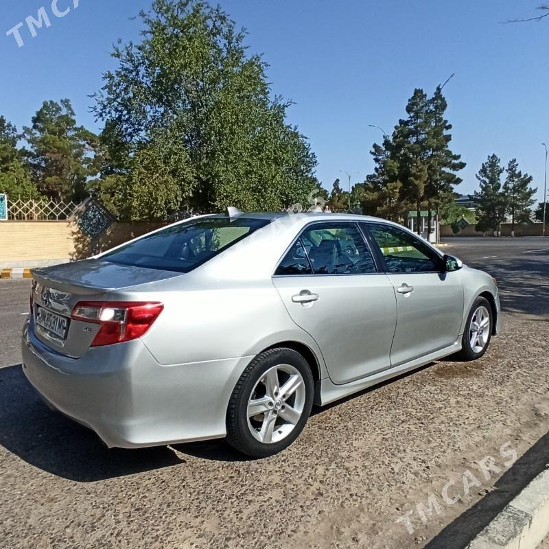 Toyota Camry 2014 - 230 000 TMT - Mary - img 4