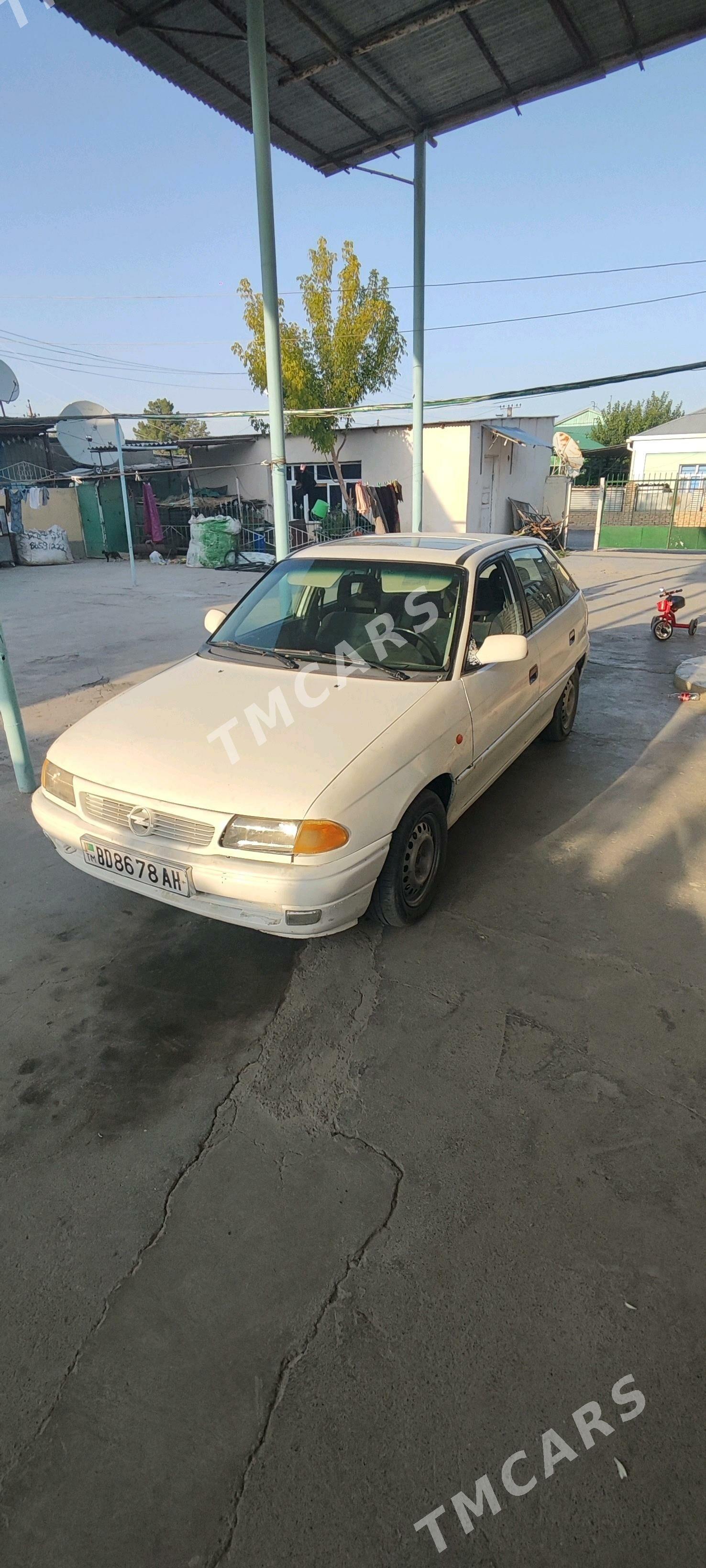 Opel Astra 1995 - 35 000 TMT - Анев - img 2