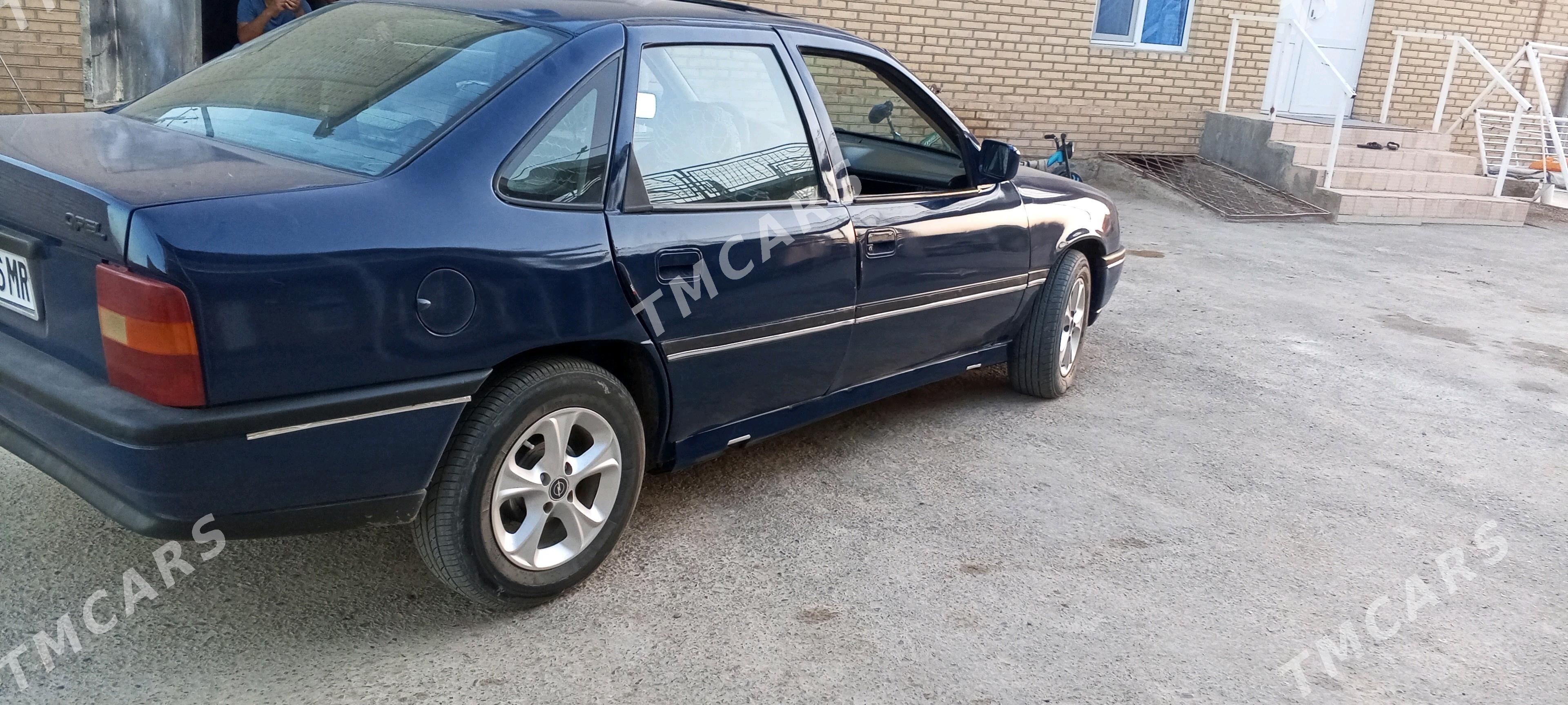 Opel Vectra 1992 - 30 000 TMT - Mary - img 3