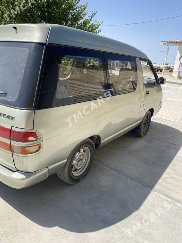 Toyota Hiace 1993 - 60 000 TMT - Sakarçäge - img 6