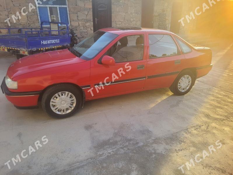 Opel Vectra 1990 - 25 000 TMT - Койтендаг - img 5