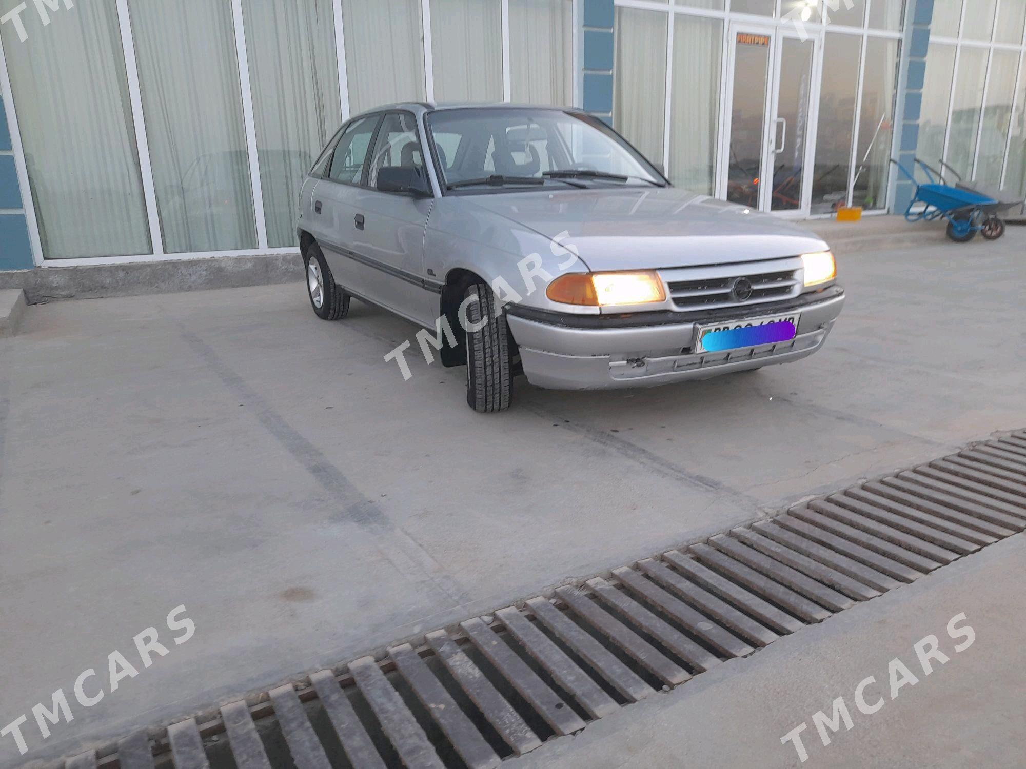 Opel Astra 1992 - 29 000 TMT - Мары - img 5