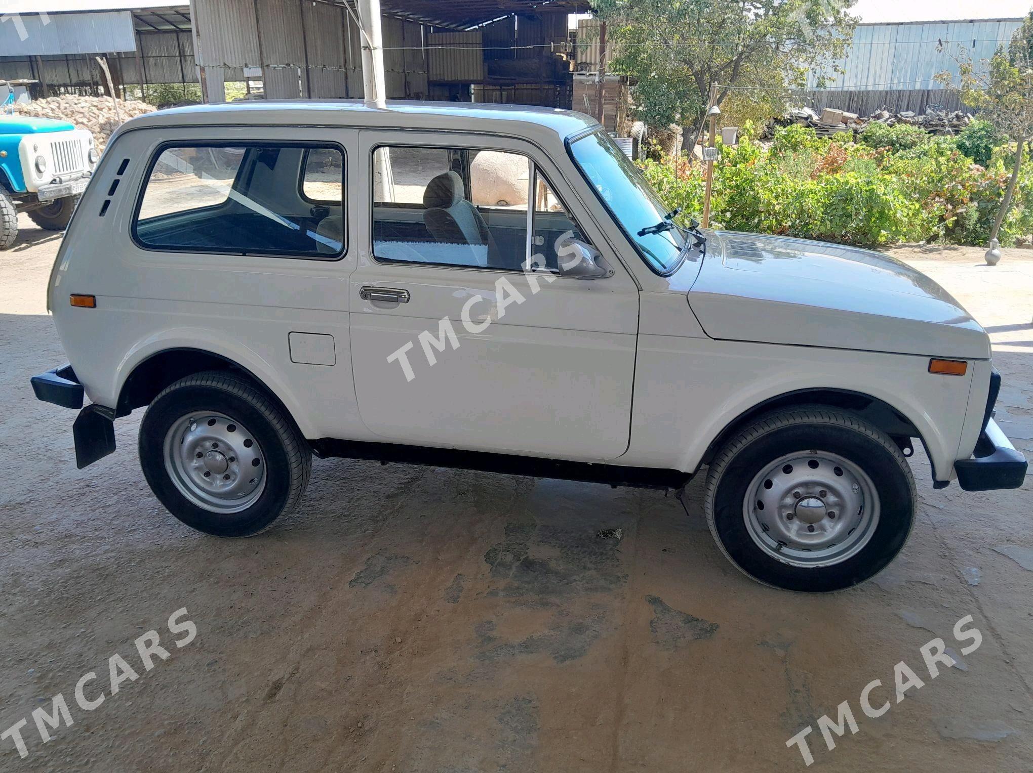 Lada Niva 1986 - 31 000 TMT - Сакарчага - img 4