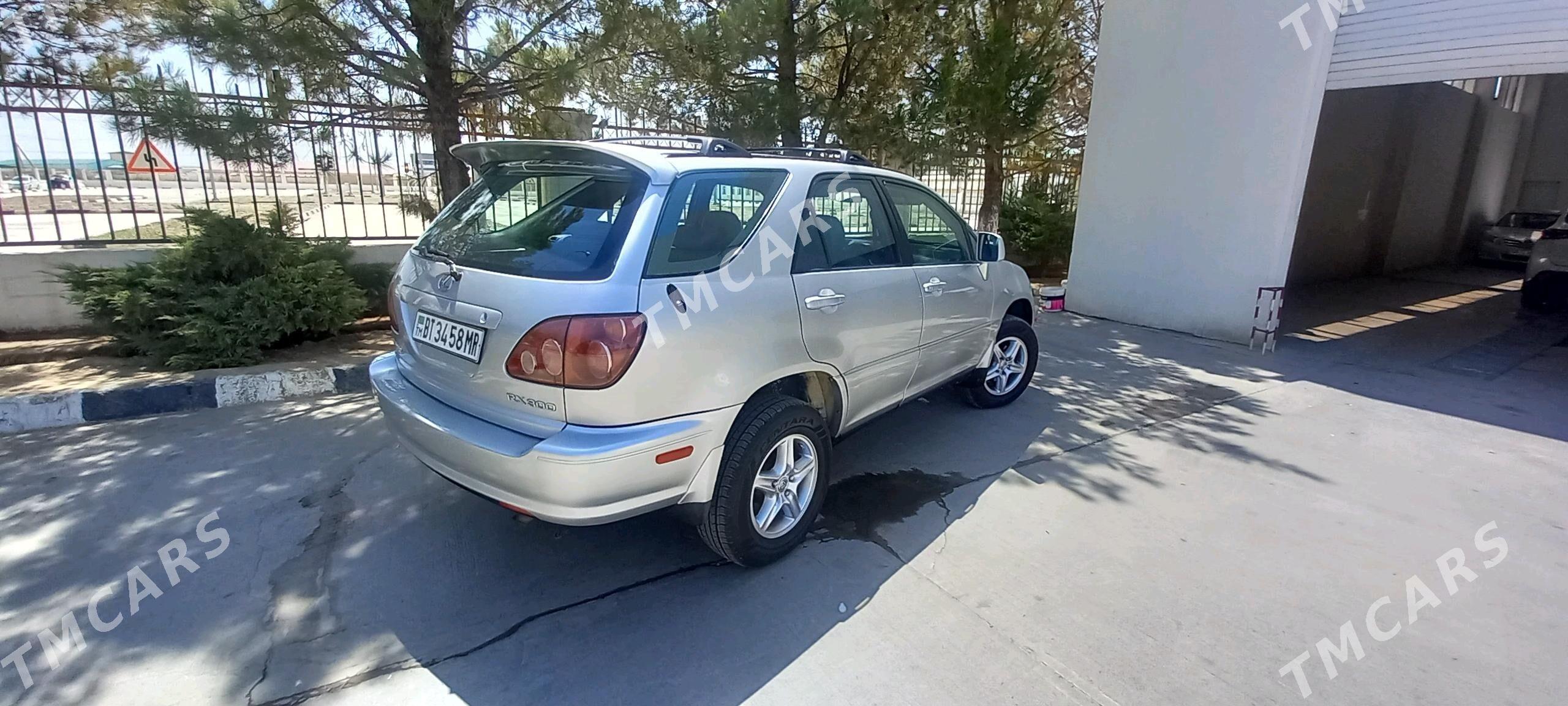 Lexus RX 300 2000 - 160 000 TMT - Ýolöten - img 3