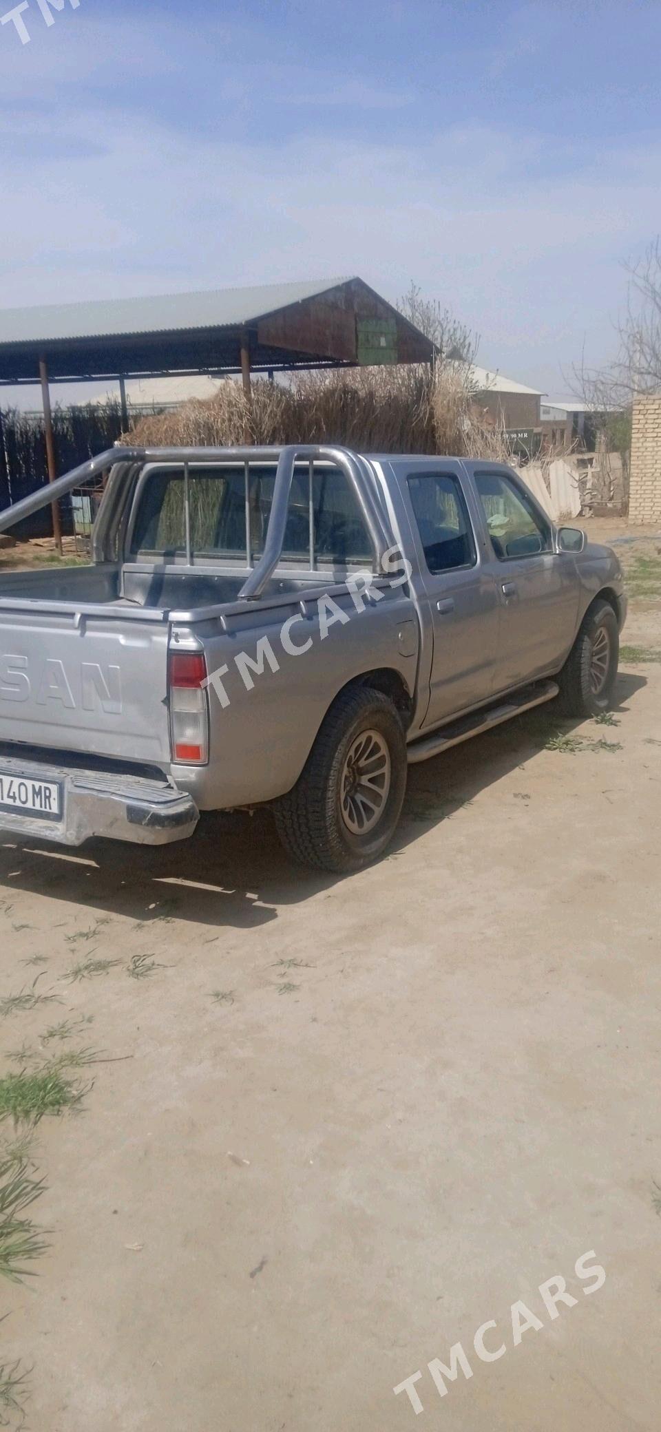 Nissan Navara 2002 - 72 000 TMT - Сакарчага - img 2