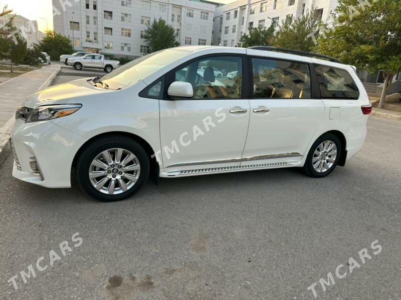 Toyota Sienna 2018 - 329 000 TMT - Aşgabat - img 2