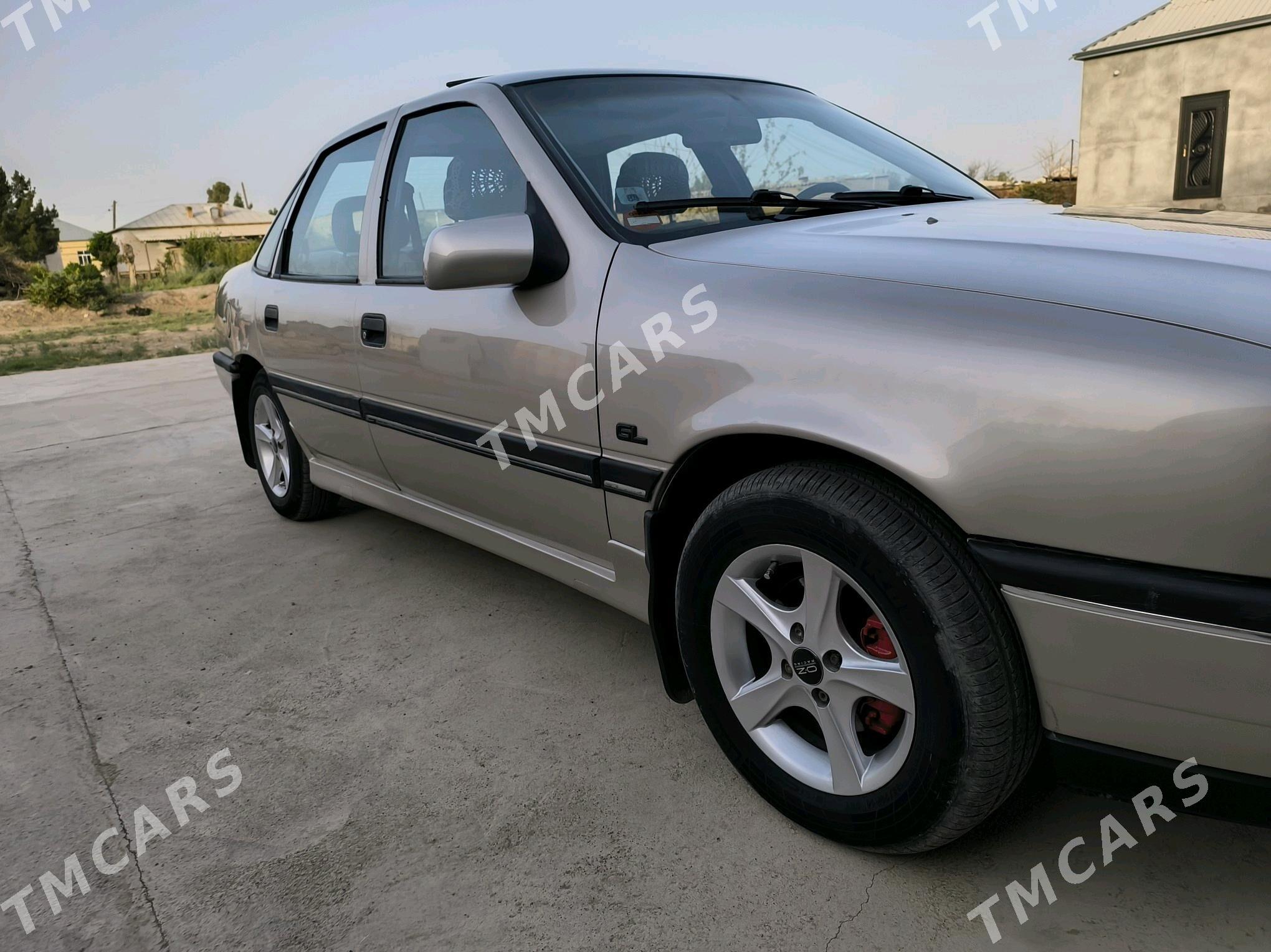 Opel Vectra 1991 - 36 000 TMT - Мары - img 2