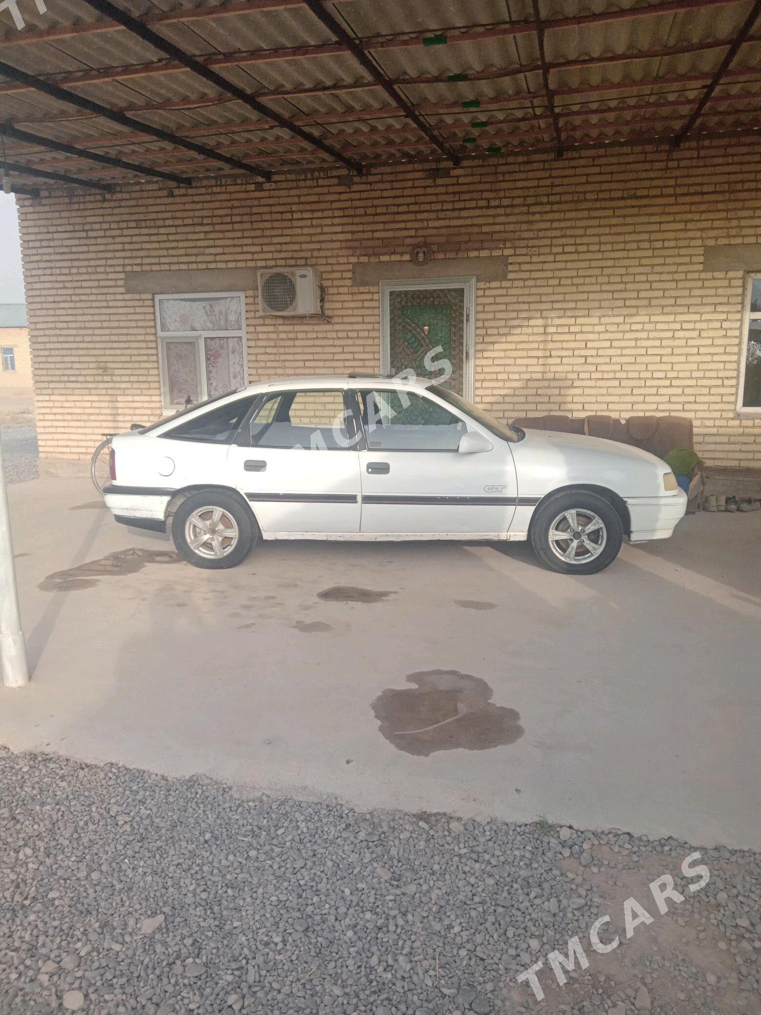 Opel Vectra 1989 - 15 000 TMT - Кака - img 3