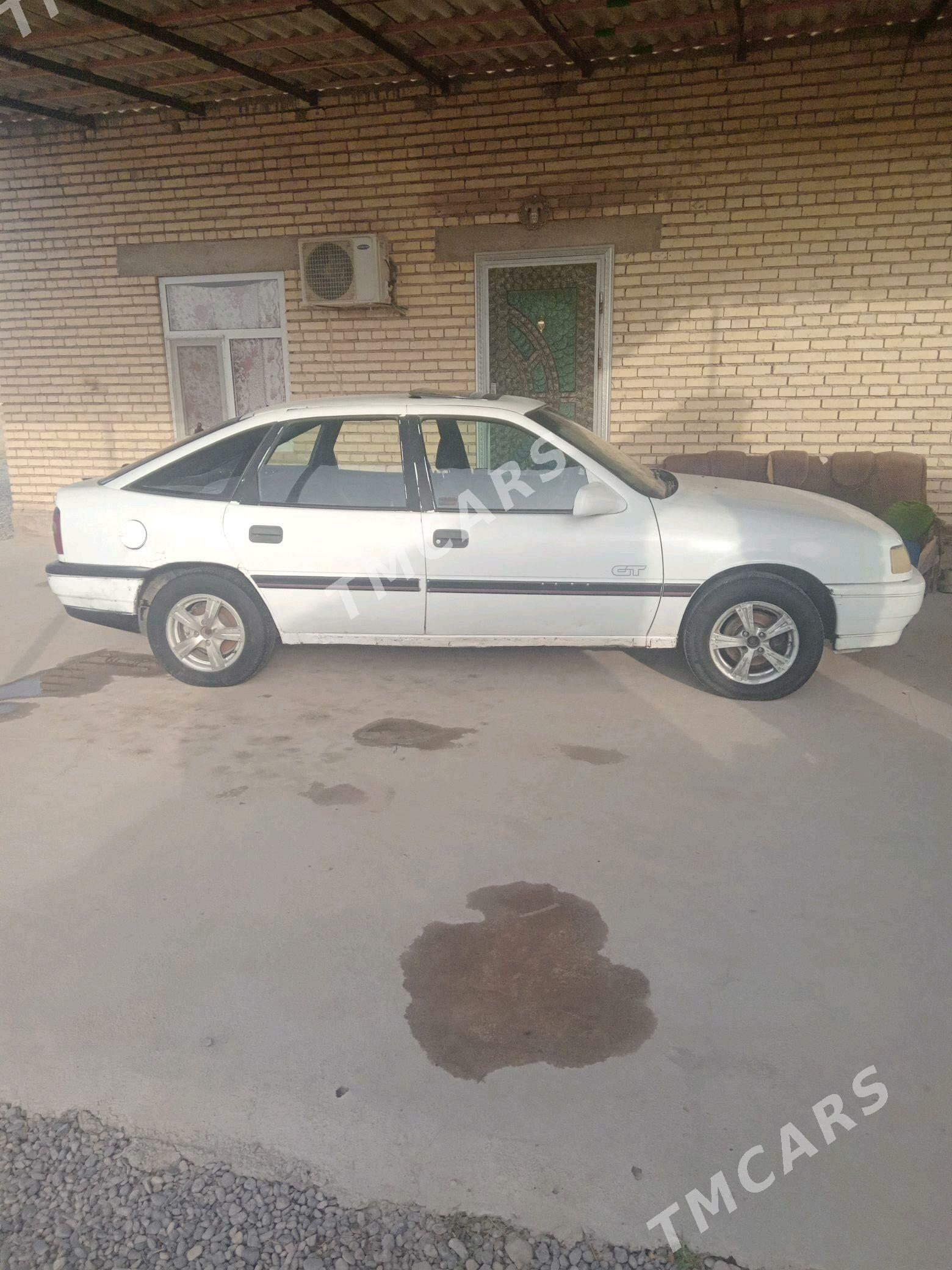 Opel Vectra 1989 - 15 000 TMT - Кака - img 4