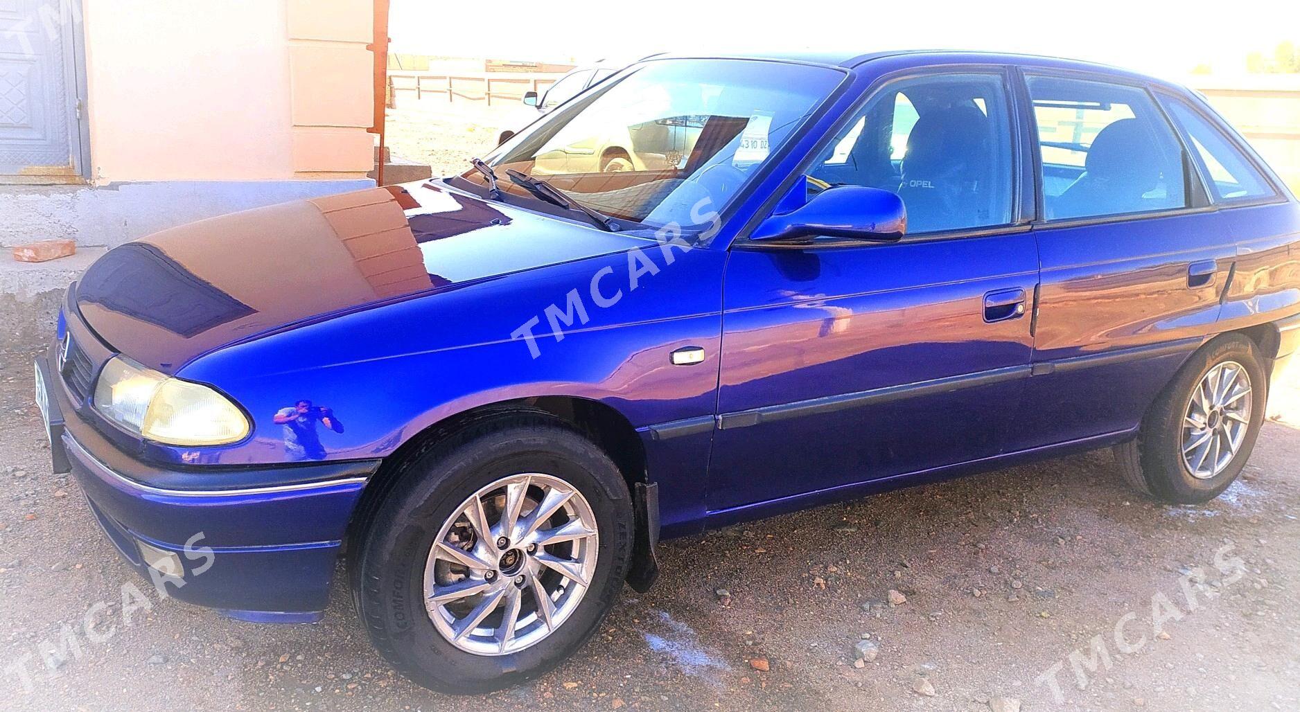 Opel Astra 1996 - 33 000 TMT - Дашогуз - img 2