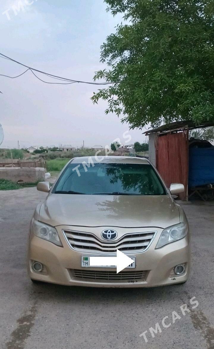 Toyota Camry 2010 - 150 000 TMT - Теджен - img 2