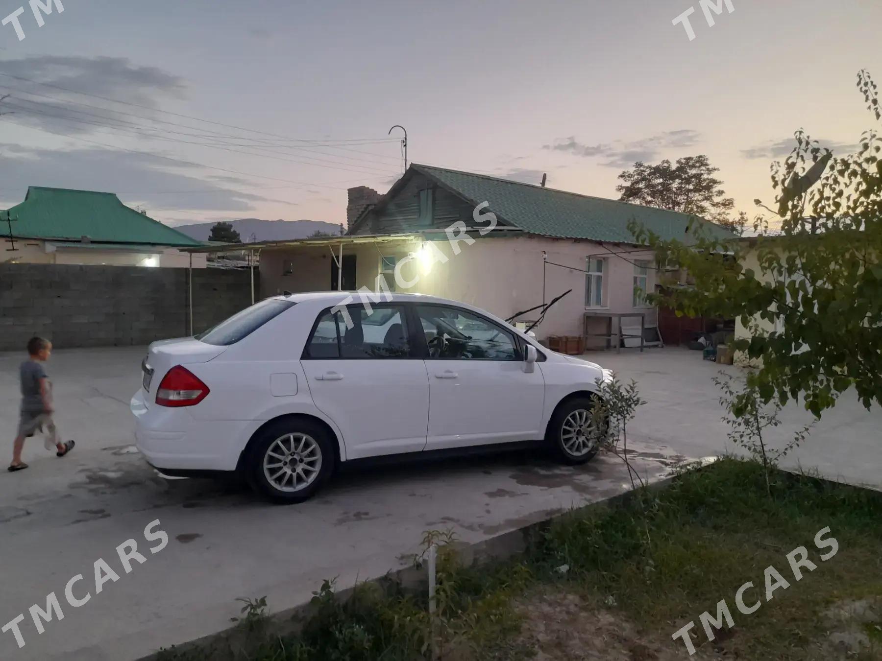 Nissan Versa 2010 - 80 000 TMT - Tejen - img 2