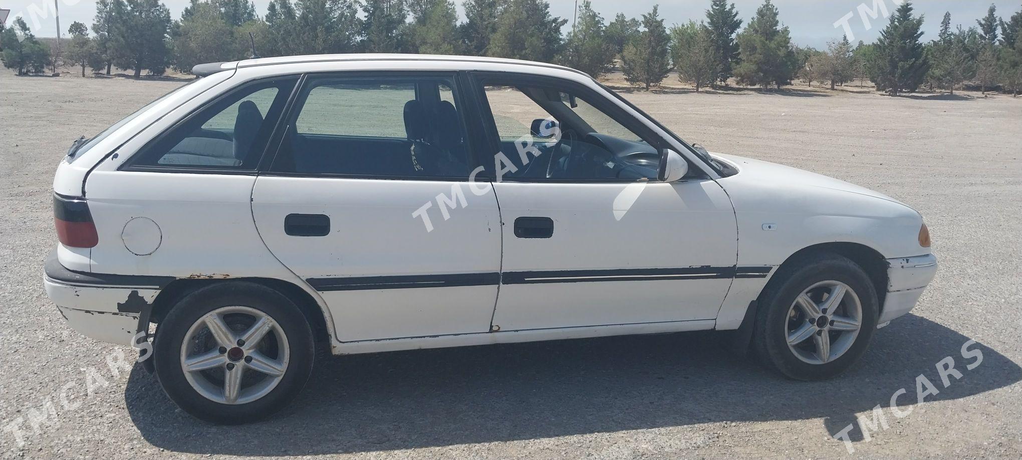 Opel Astra 1993 - 18 000 TMT - Türkmenbaşy - img 2