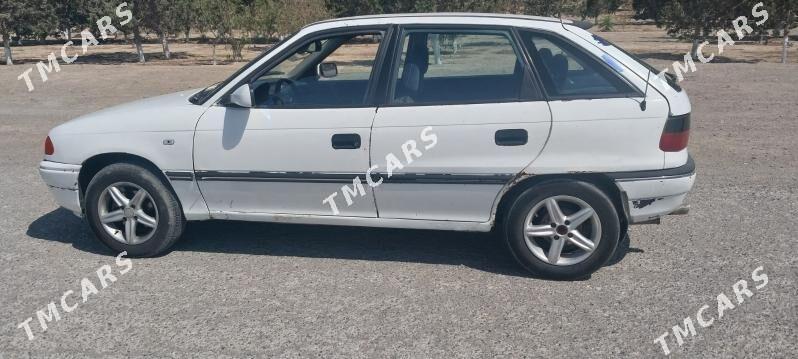 Opel Astra 1993 - 18 000 TMT - Türkmenbaşy - img 4