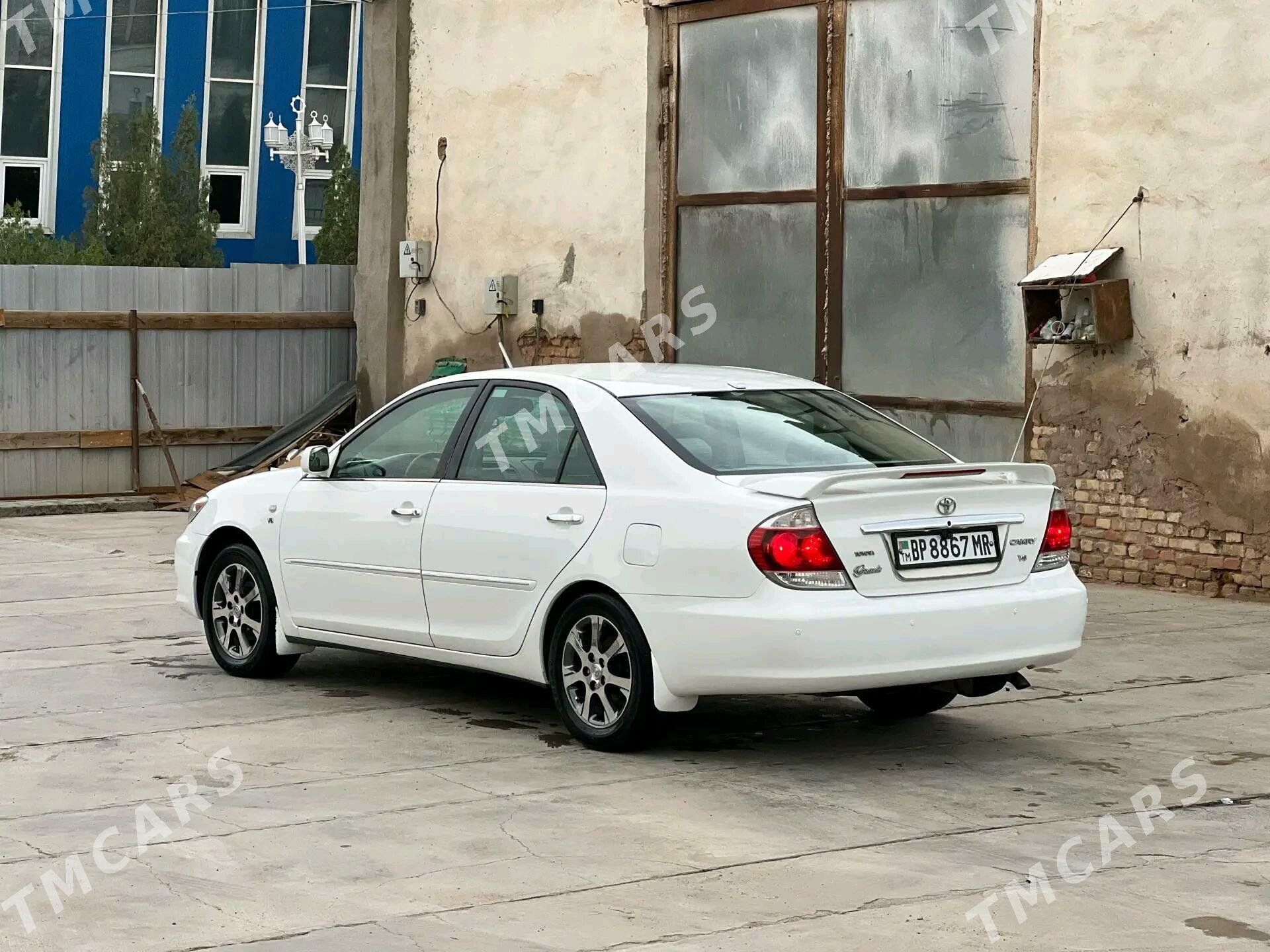 Toyota Camry 2004 - 130 000 TMT - Мары - img 7