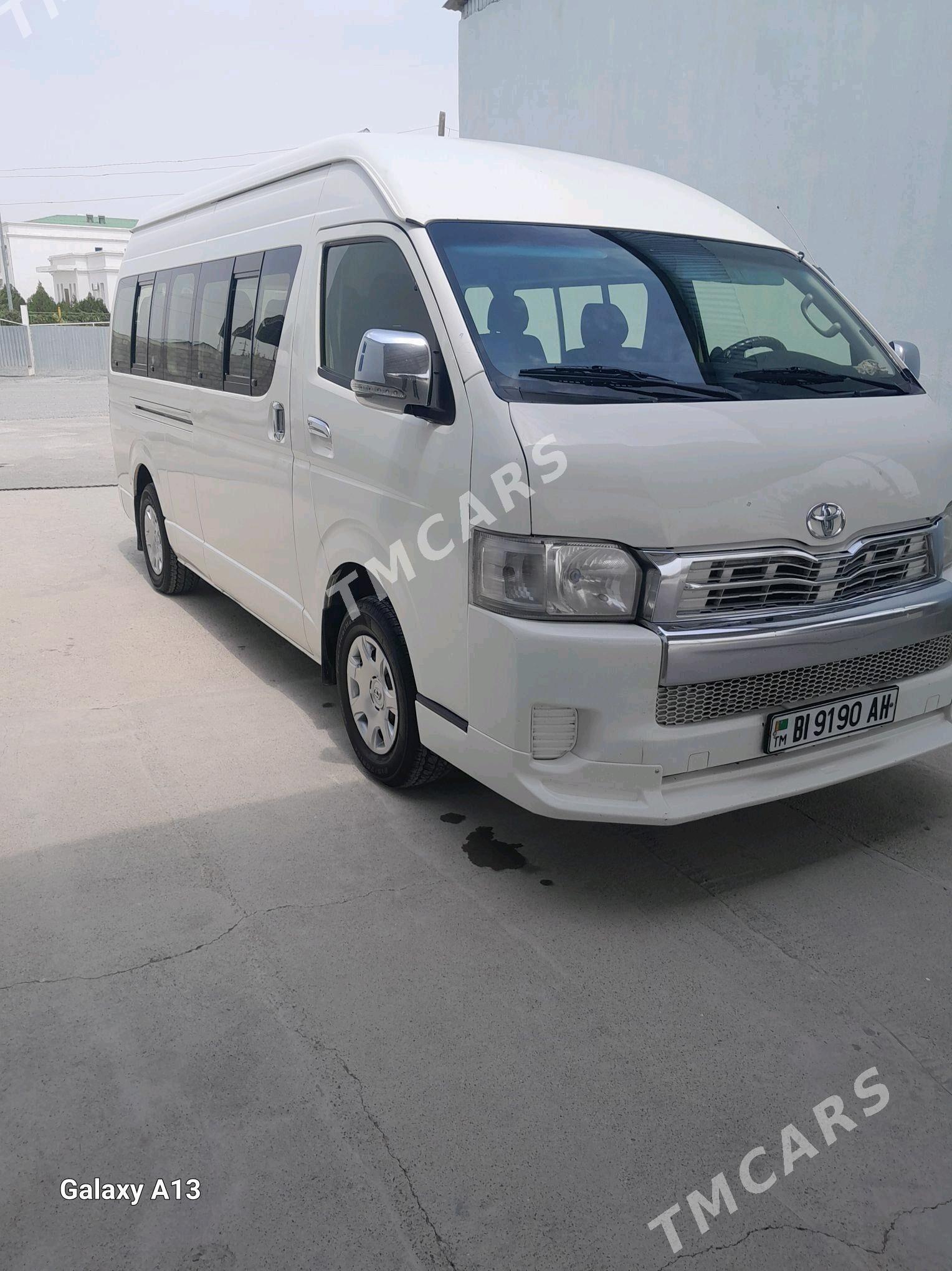 Toyota Hiace 2013 - 385 000 TMT - Гёкдепе - img 2