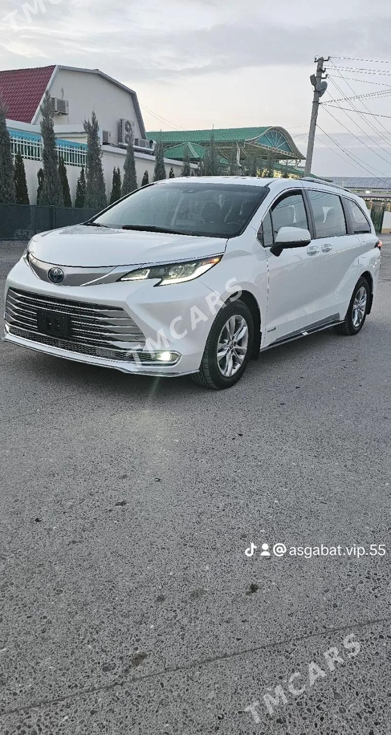 Toyota Sienna 2022 - 680 000 TMT - Ашхабад - img 2