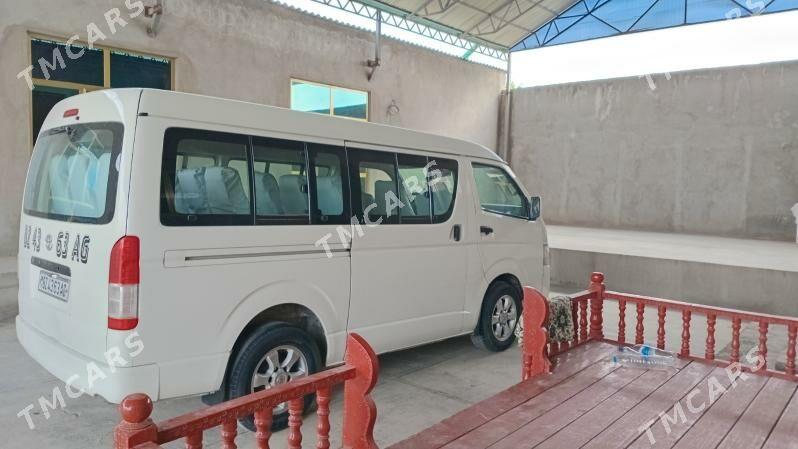 Toyota Hiace 2009 - 260 000 TMT - Махтумкули - img 5