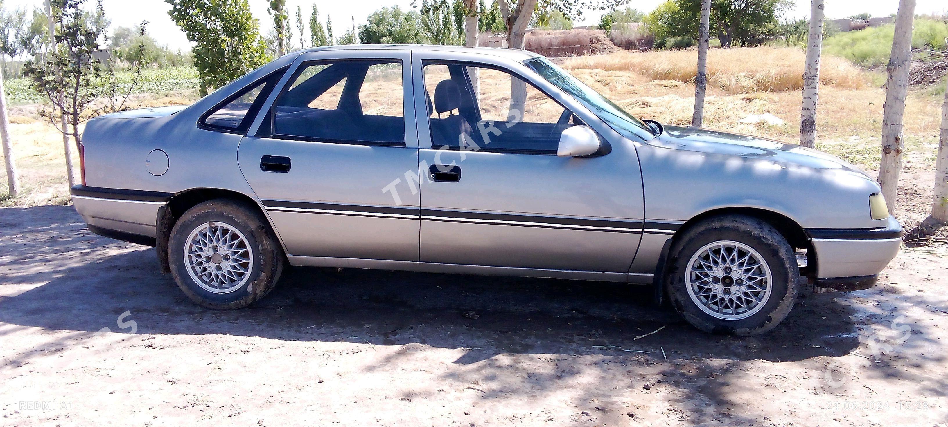 Opel Vectra 1990 - 20 000 TMT - етр. Туркменбаши - img 3